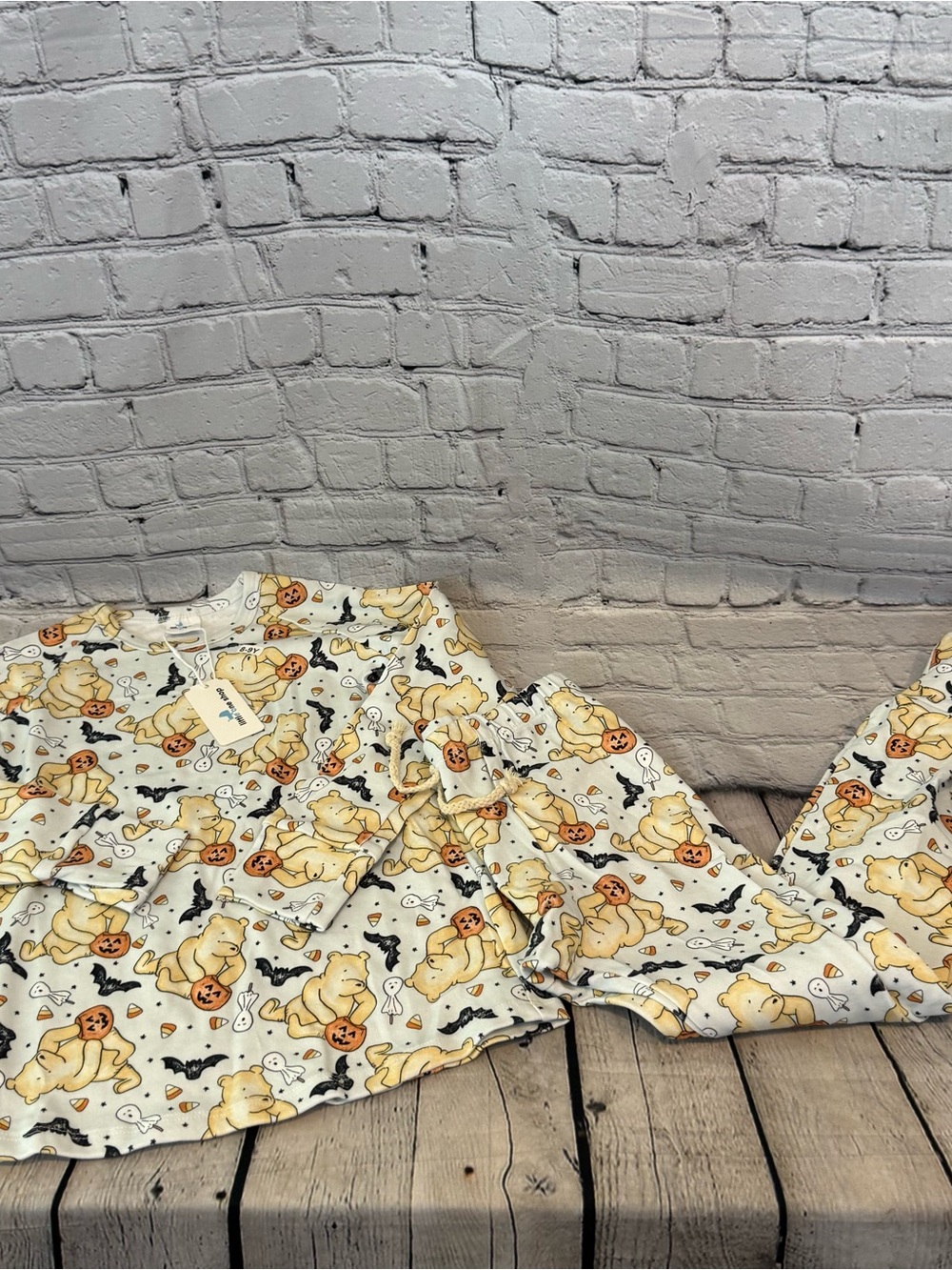 Little One Shop Winnie the Pooh Halloween Jogger Set